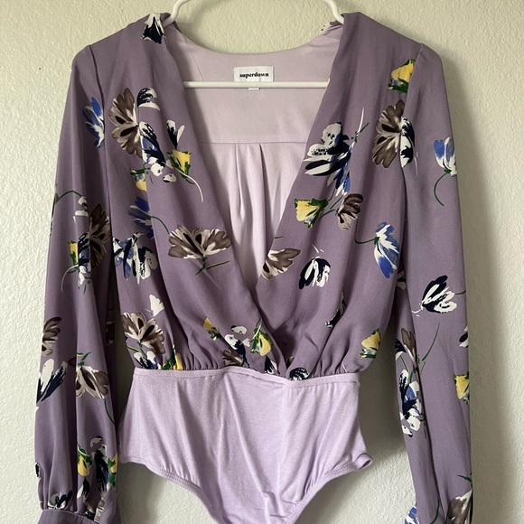 Revolve X super down Aliza lavender bodysuit - Picture 3 of 5